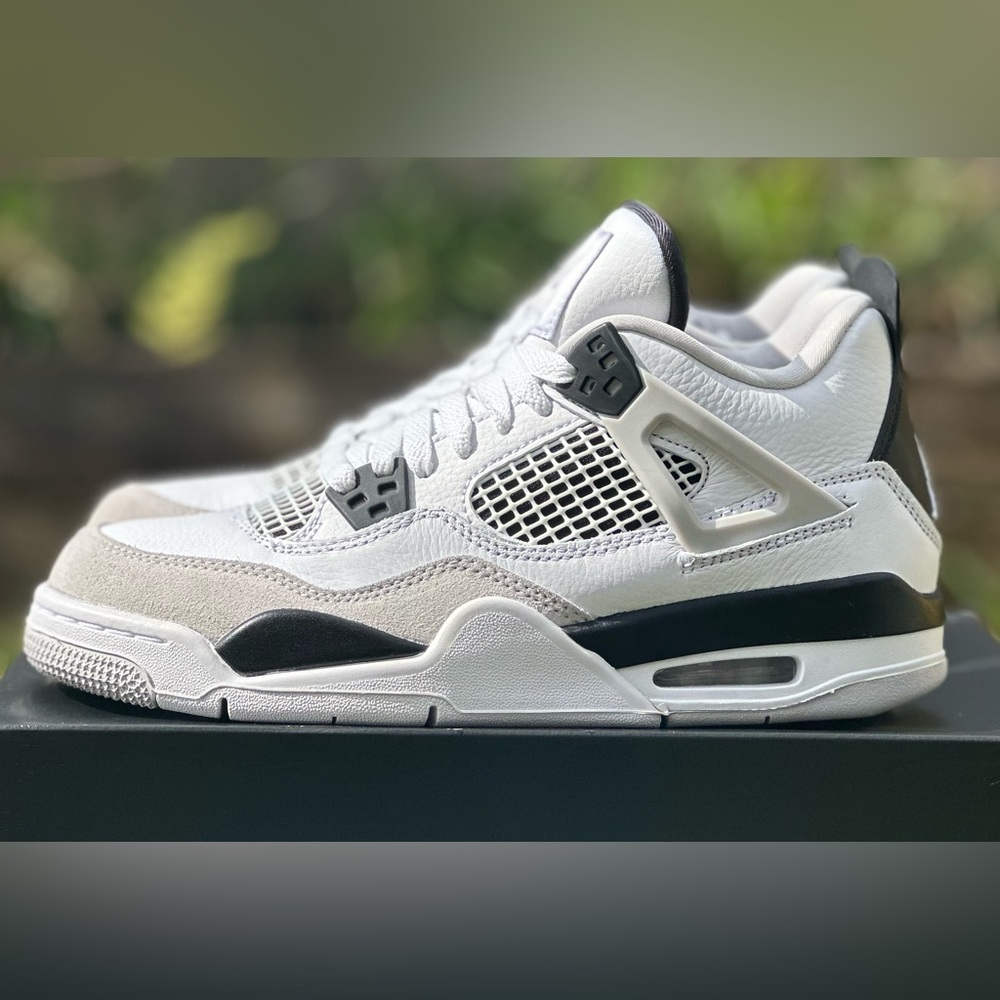 Jordan 4 Military Black Size 6.5
